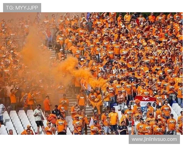以橙色军团全攻为核心战略的新时代足球进攻风暴解析六大体系全面拆解