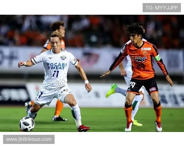 聚焦本赛季联赛赛况全景解析与走势深度盘点赛事数据与球队表现全面