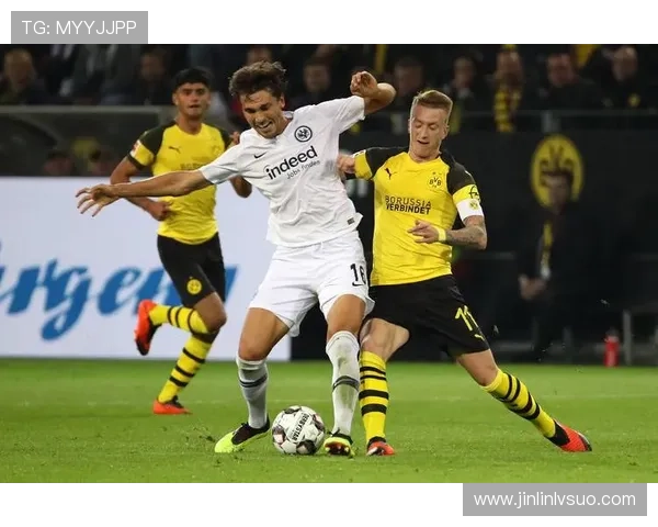 意甲争冠形势骤变豪门对决引爆赛季最终高潮联赛格局全面洗牌再升级 - 副本